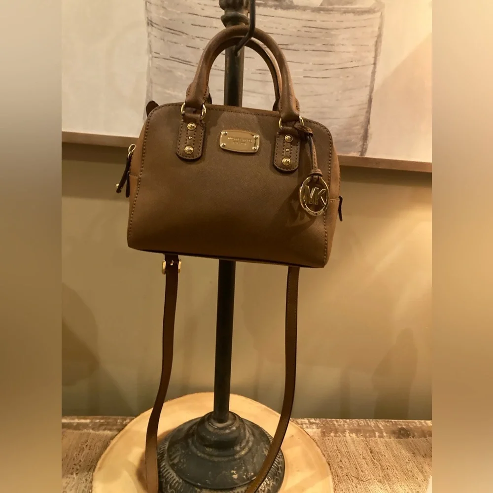 Michael Kors Saffiano Leather Large Satchel Crossbody Bag Logo Charm Caramel 398